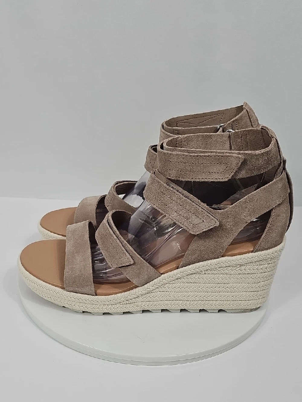 Sorel Cameron Multistrap Wedge Sandals Omega Taupe Suede NIB 11